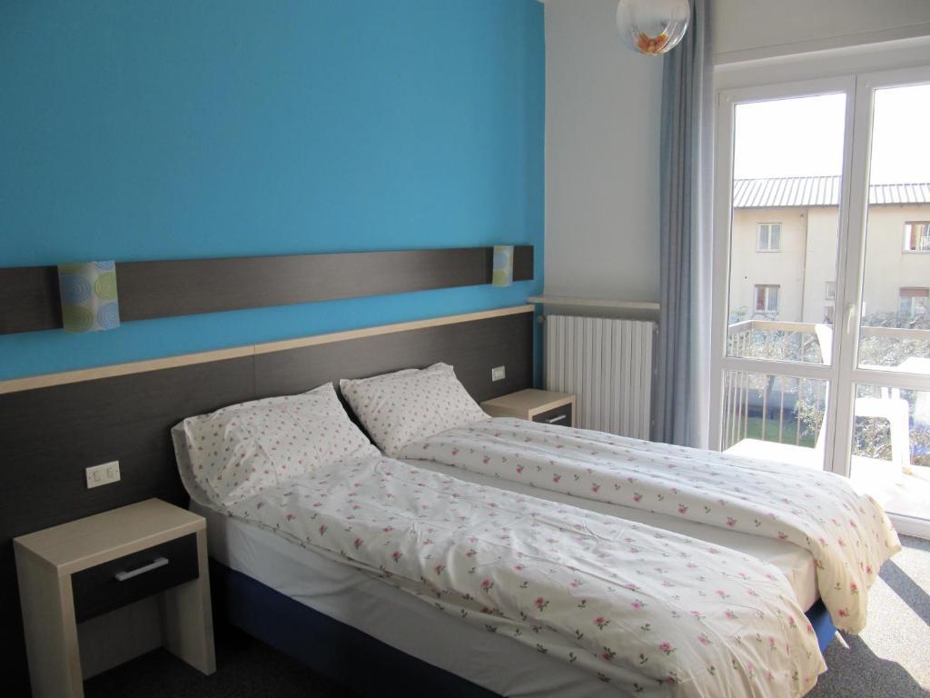 Hotel Carlo Brenzone sul Garda Ruang foto