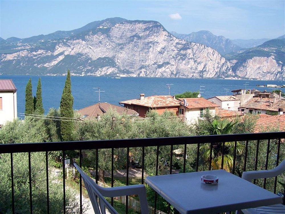 Hotel Carlo Brenzone sul Garda Bagian luar foto