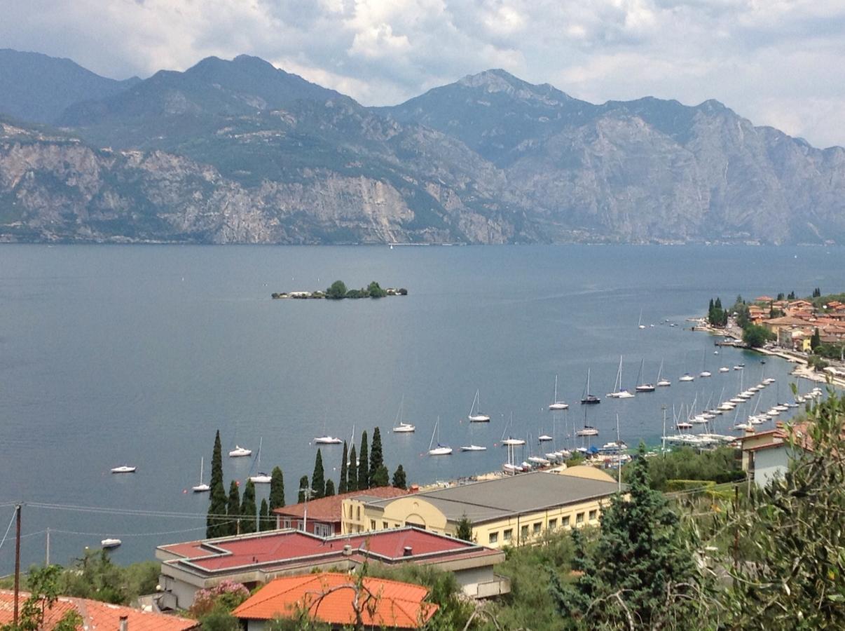 Hotel Carlo Brenzone sul Garda Bagian luar foto